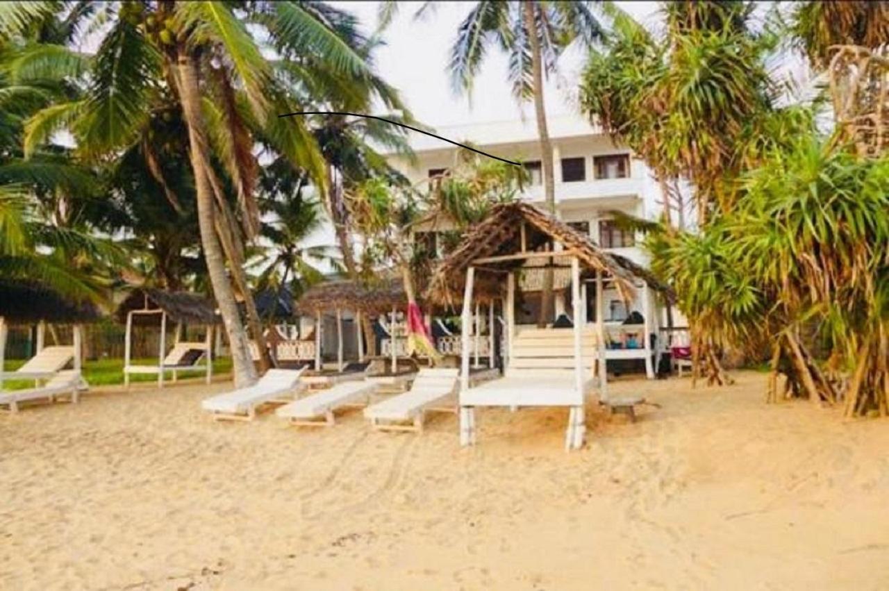 Jasmine Garden Beach Guest House هيكادوفا المظهر الخارجي الصورة
