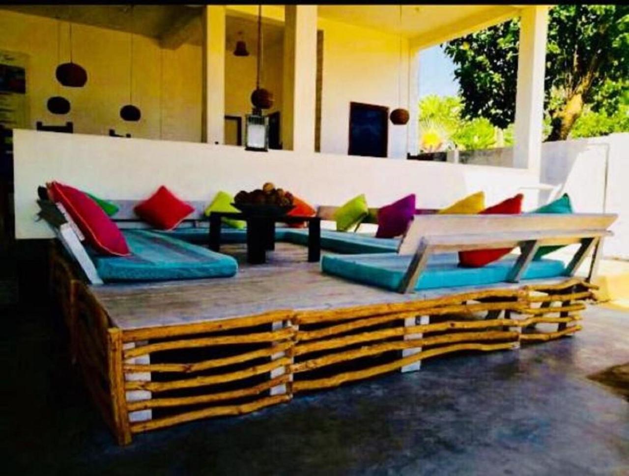 Jasmine Garden Beach Guest House هيكادوفا المظهر الخارجي الصورة