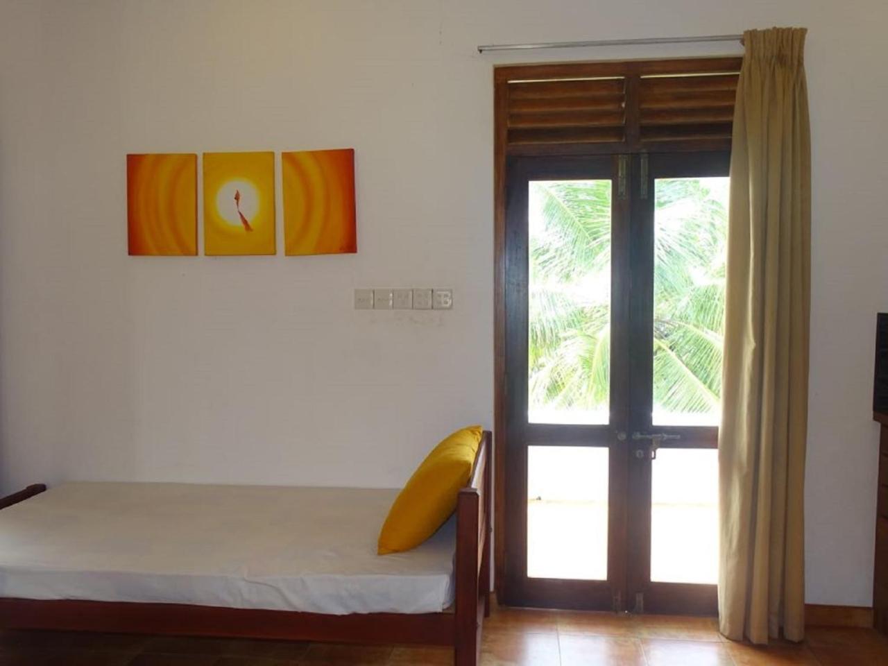Jasmine Garden Beach Guest House هيكادوفا المظهر الخارجي الصورة